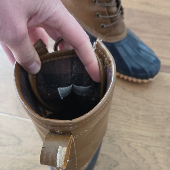 Brown and Black Duck Boots Kids - Lace Up Waterproof Style - Picture 4 of 7